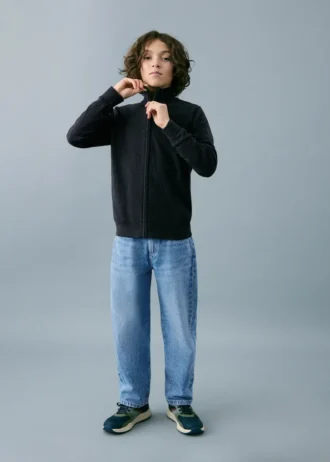 Dzianinowy kardigan zapinany na zamek błyskawiczny