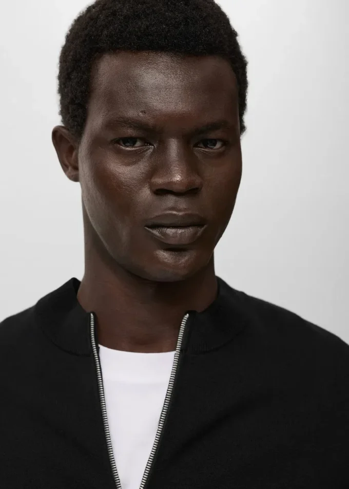 Dzianinowy kardigan zapinany na zamek błyskawiczny Dzianinowy kardigan zapinany na zamek błyskawiczny