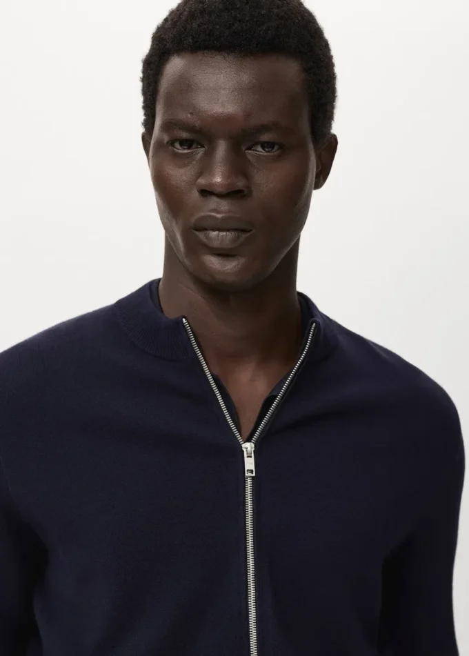 Dzianinowy kardigan zapinany na zamek błyskawiczny Dzianinowy kardigan zapinany na zamek błyskawiczny