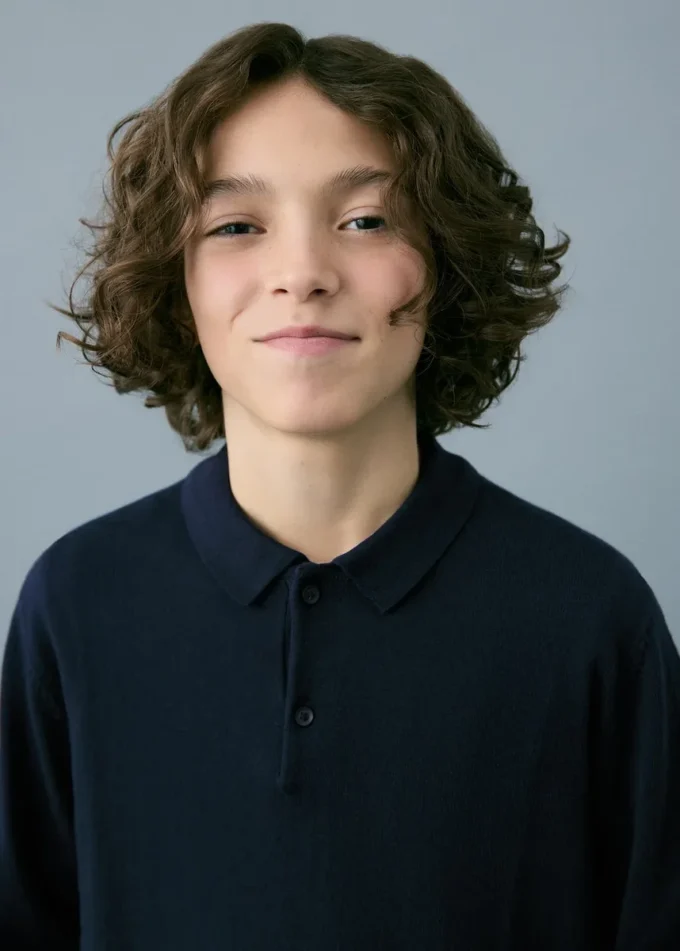 Dzianinowy sweter z golfem Dzianinowy sweter z golfem