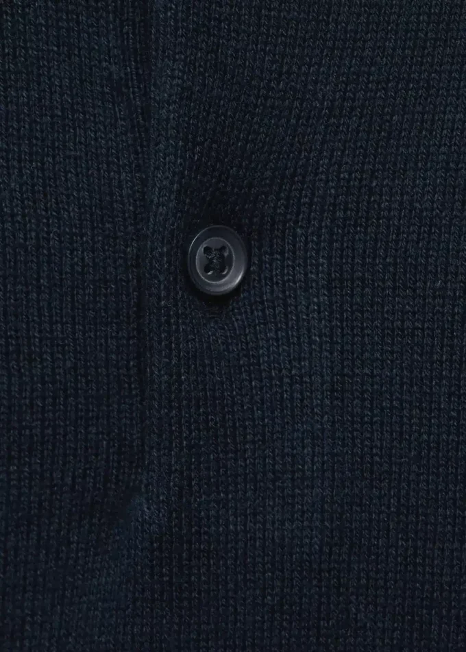 Dzianinowy sweter z golfem Dzianinowy sweter z golfem