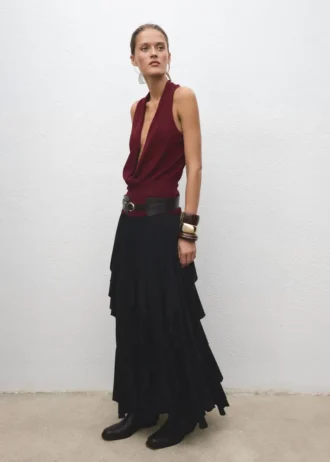 Dzianinowy top z dekoltem w szpic