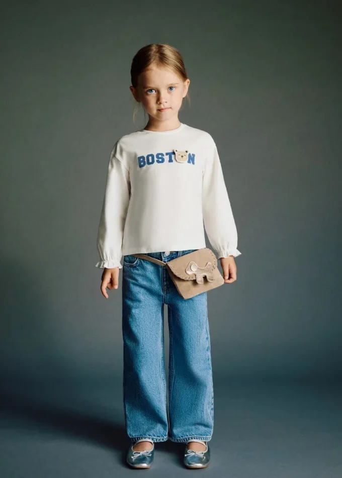 Dziecięca haftowana bawełniana koszulka