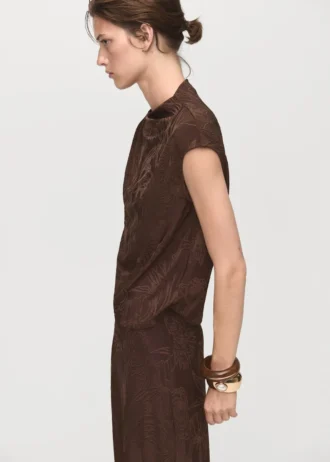 Góra z żakardowym nadrukiem kwiatowym