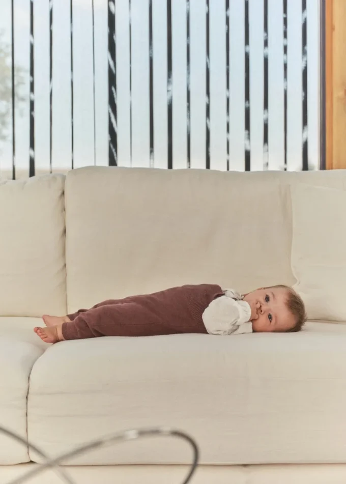 Body z kołnierzykiem typu babydoll Body z kołnierzykiem typu babydoll