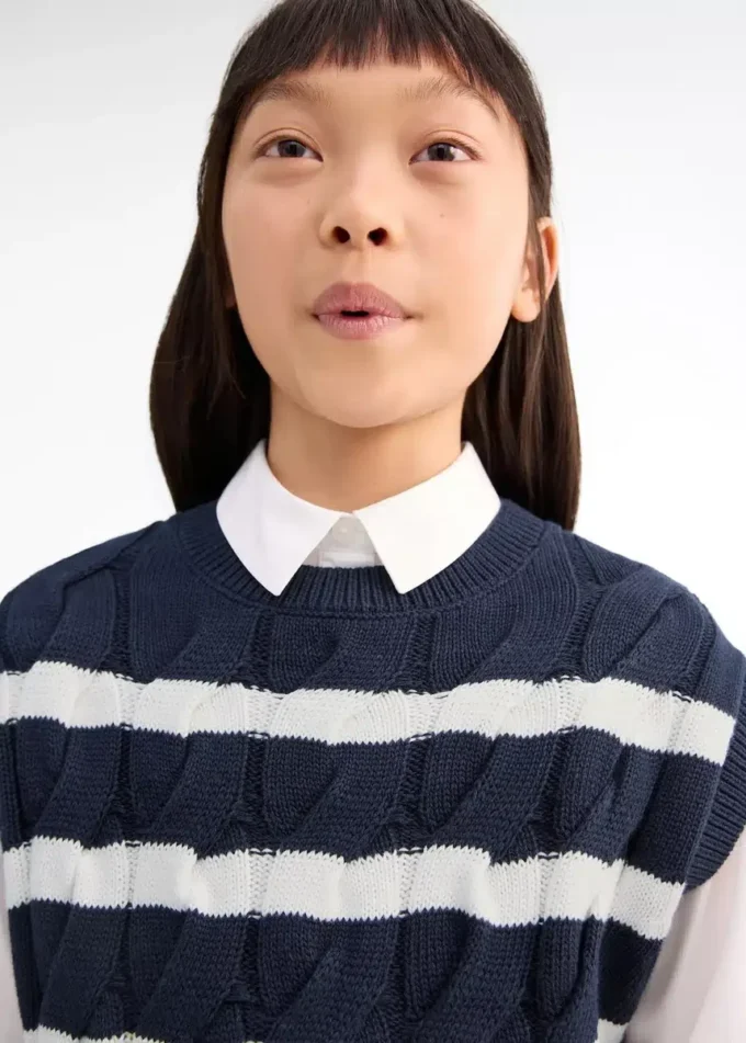 Kamizelka z dzianiny plecionej