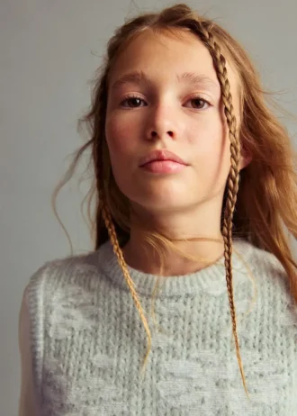 Kamizelka z haftowanym kwiatowym wzorem