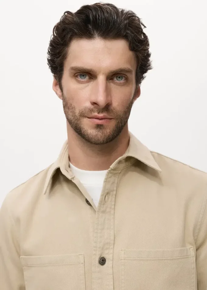 Kieszenie w stylu dżinsowej koszuli Kieszenie w stylu dżinsowej koszuli