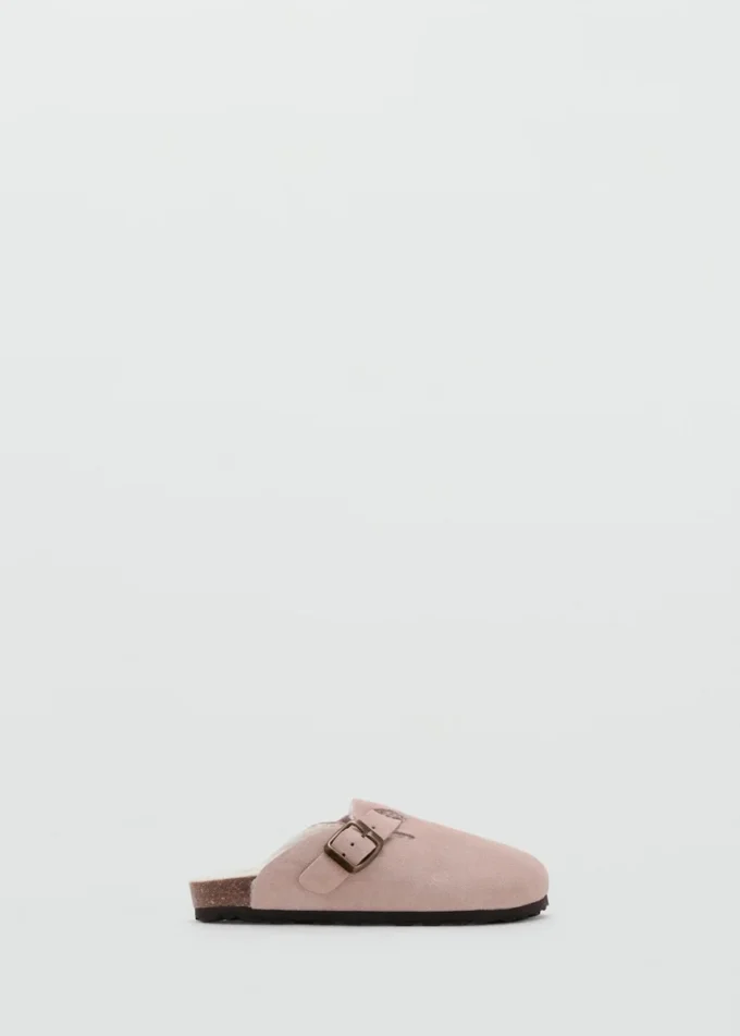 Klapki z owczej skóry z podszewką imitującą futro Klapki z owczej skóry z podszewką imitującą futro