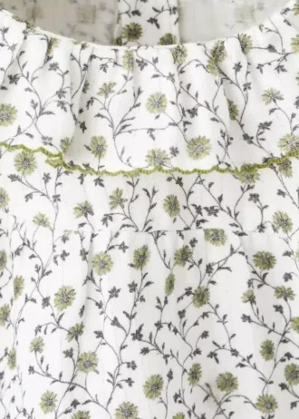 Kombinezon w kwiatowy wzór Kombinezon w kwiatowy wzór