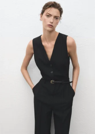 Kombinezon w prążki z paskiem