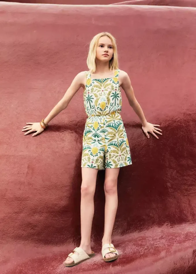 Kombinezon w tropikalny wzór Kombinezon w tropikalny wzór