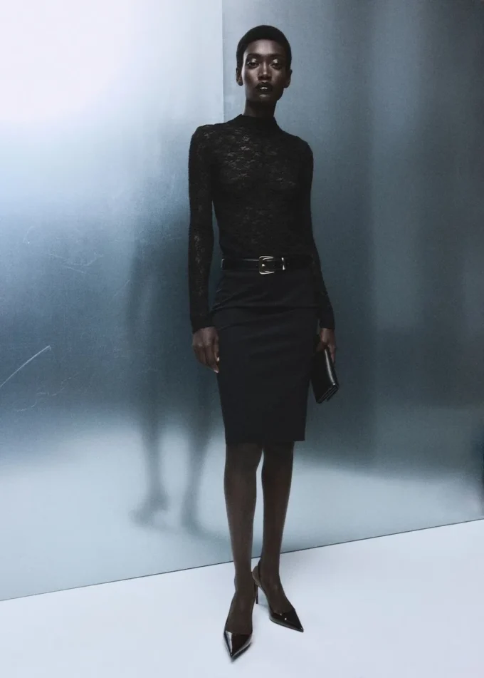 Koronkowa bluzka z kołnierzem typu perkins Koronkowa bluzka z kołnierzem typu perkins