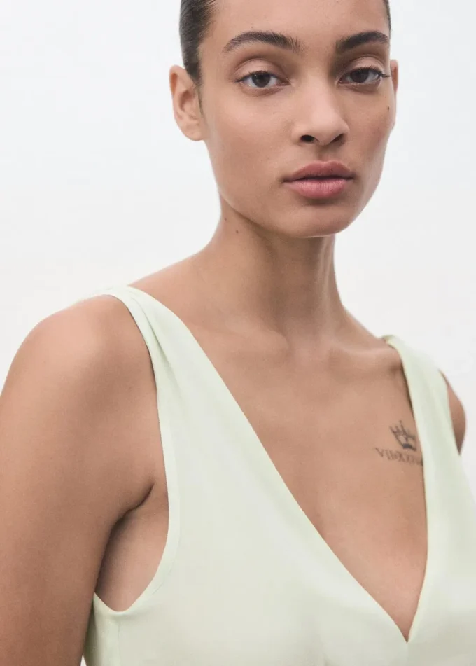 Koronkowa sukienka na ramiączkach Koronkowa sukienka na ramiączkach