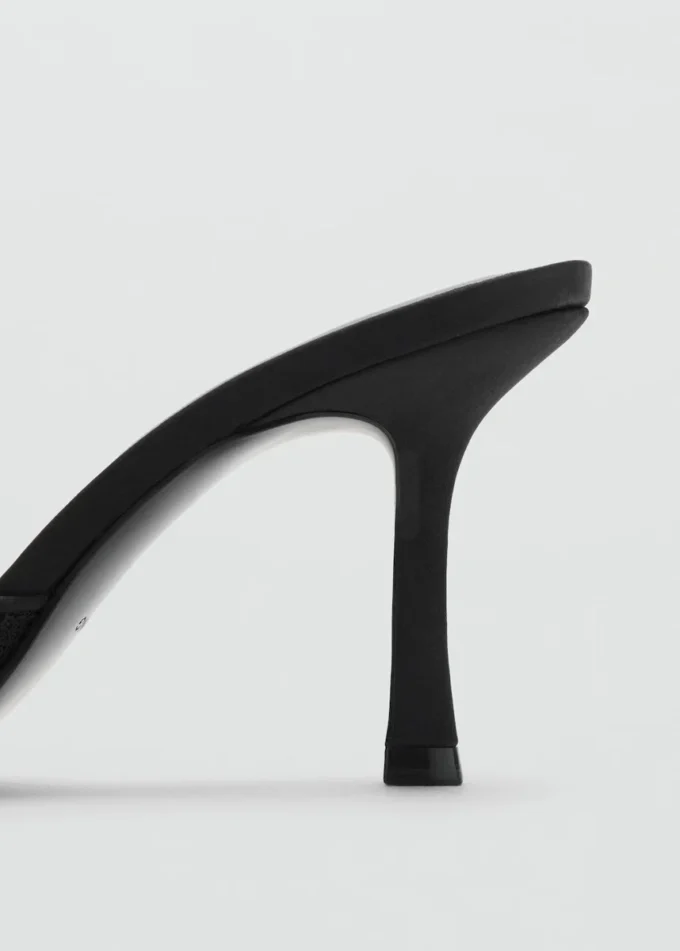 Koronkowe sandały na obcasie Koronkowe sandały na obcasie