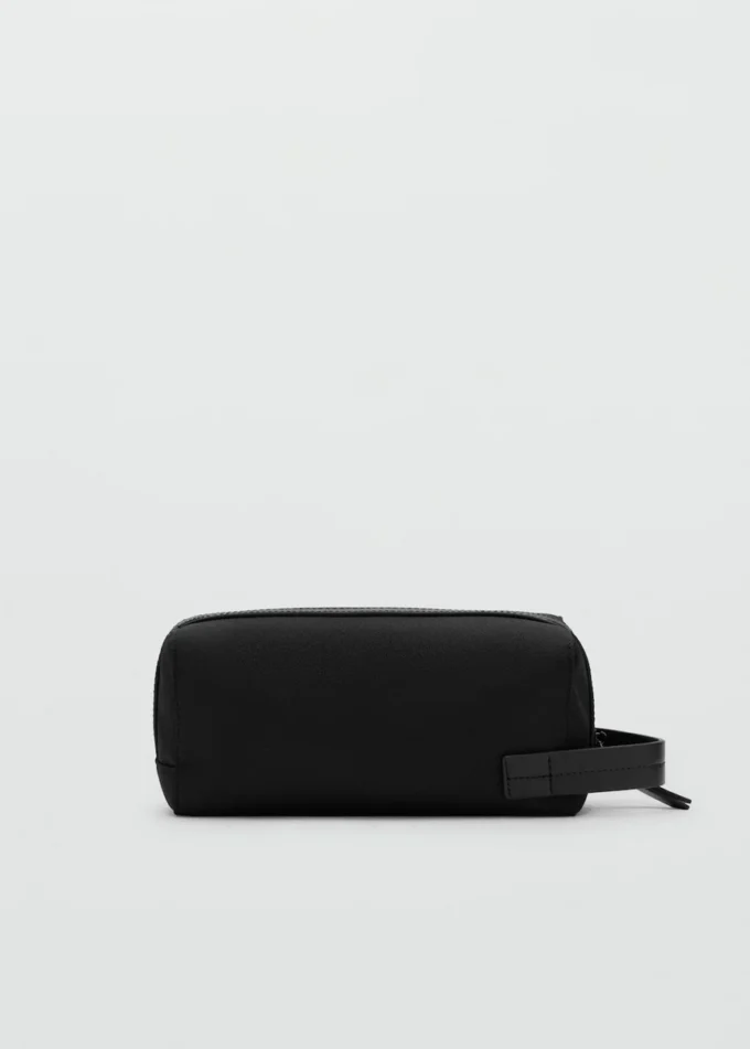 Kosmetyczka z detalami ze skóry Kosmetyczka z detalami ze skóry