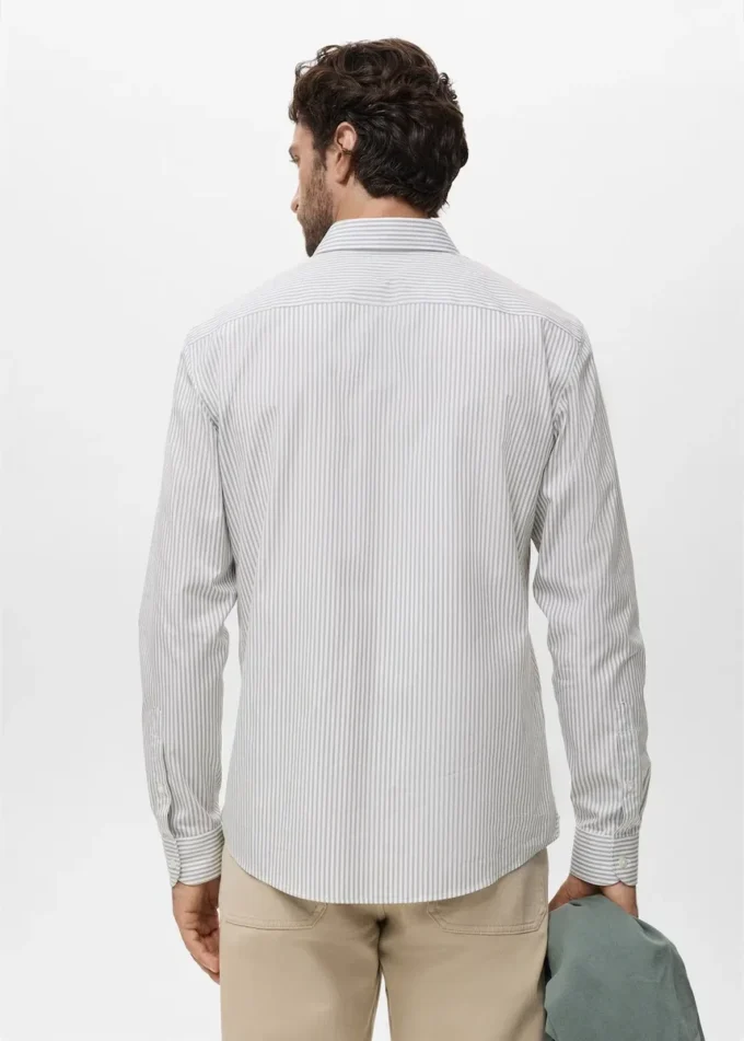 Koszula bawełniana w paski o regularnym kroju Koszula bawełniana w paski o regularnym kroju
