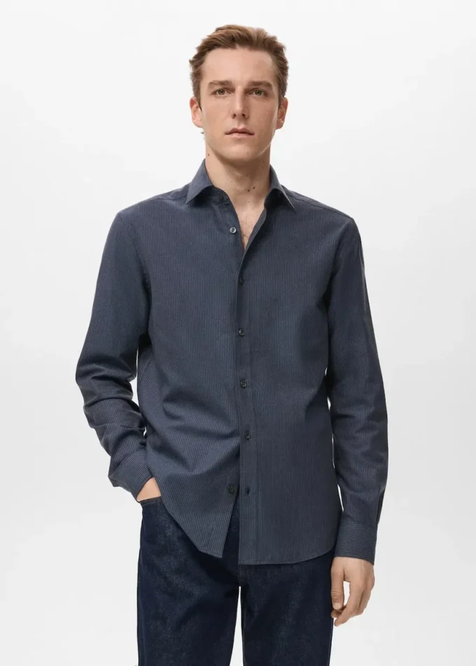 Koszula w paski o regularnym kroju, wykonana w 100% z bawełny Koszula w paski o regularnym kroju, wykonana w 100% z bawełny