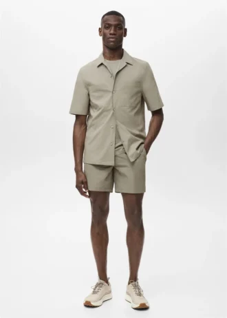 Koszula z kieszeniami i kołnierzem typu bowling