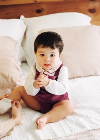 Koszula z kontrastowym kołnierzem