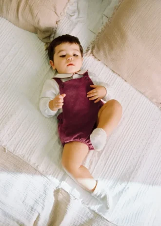 Koszula z kontrastowym kołnierzem