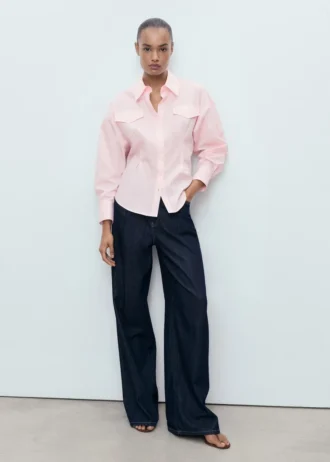 Koszula z zakładkami i kieszeniami