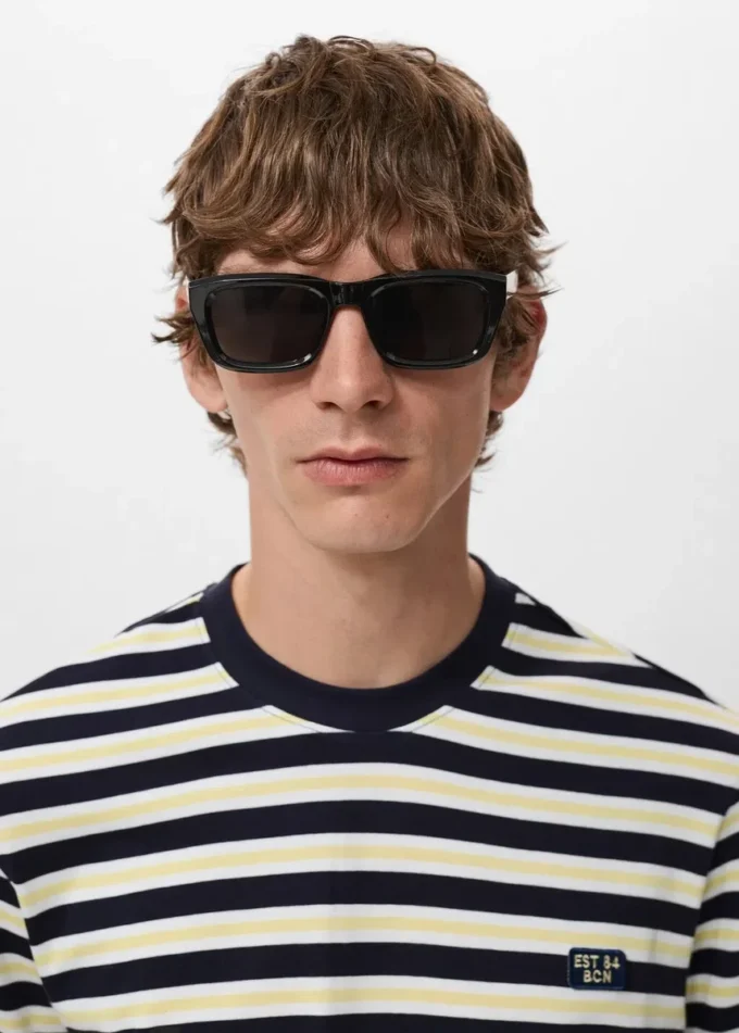 Koszulka w paski o regularnym kroju, 100% bawełna Koszulka w paski o regularnym kroju, 100% bawełna