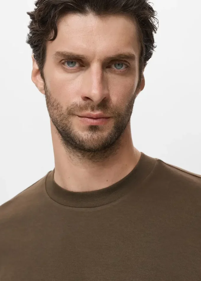 Koszulka z długim rękawem o regularnym kroju Koszulka z długim rękawem o regularnym kroju