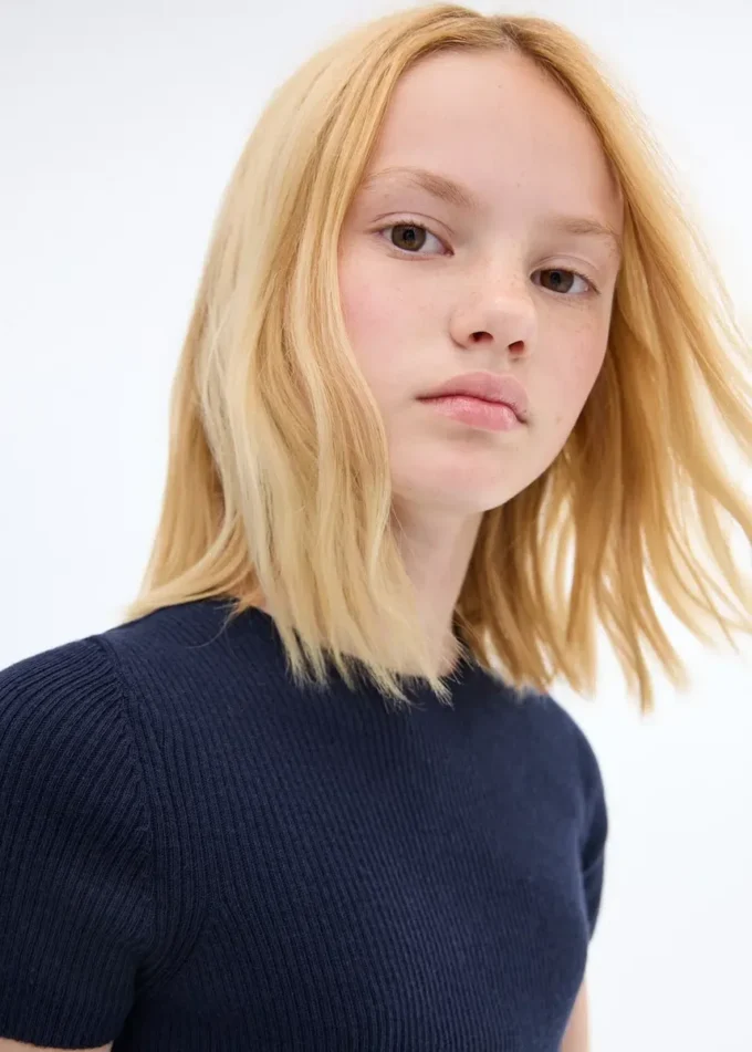 Koszulka z dzianiny prążkowanej Koszulka z dzianiny prążkowanej