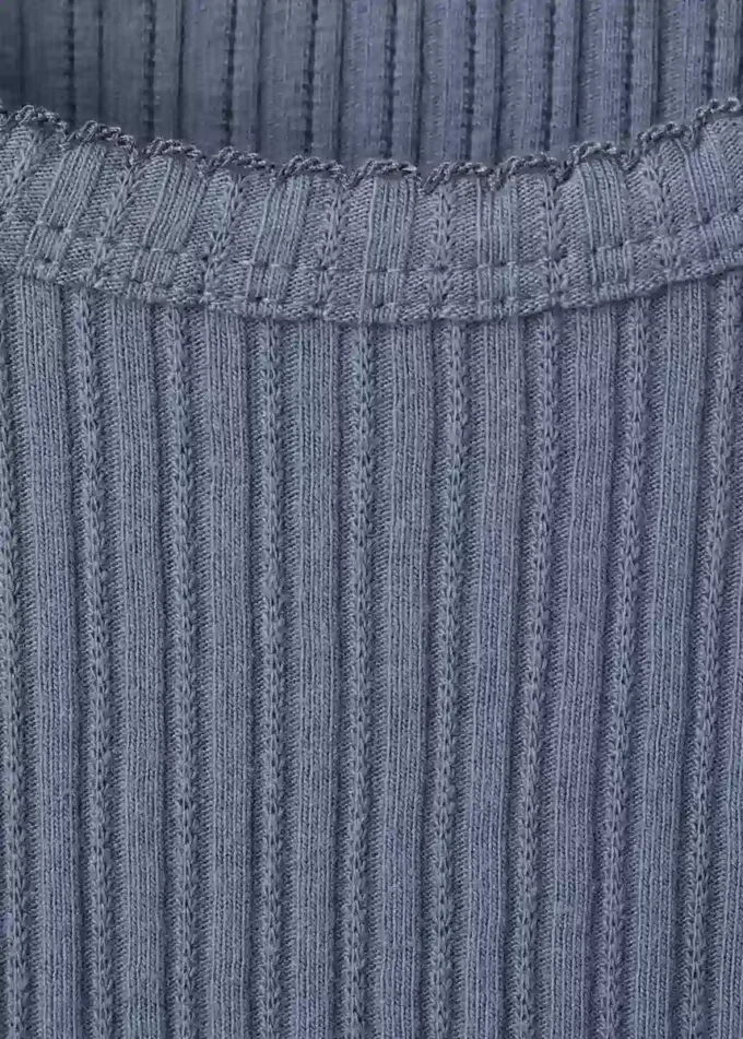 Koszulka z dzianiny prążkowanej Koszulka z dzianiny prążkowanej