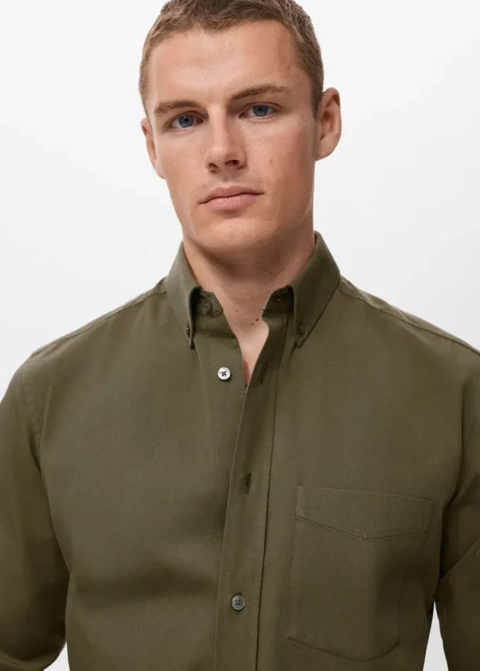 Koszulka z kieszenią o regularnym kroju, 100% bawełna Koszulka z kieszenią o regularnym kroju, 100% bawełna