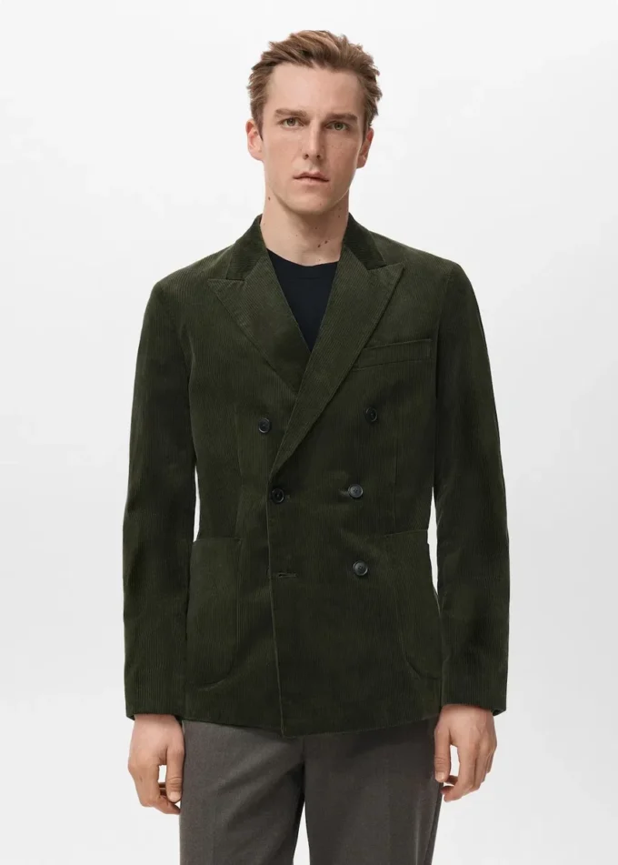 Krótka kurtka z podwójnym zapięciem z sztruksu Krótka kurtka z podwójnym zapięciem z sztruksu