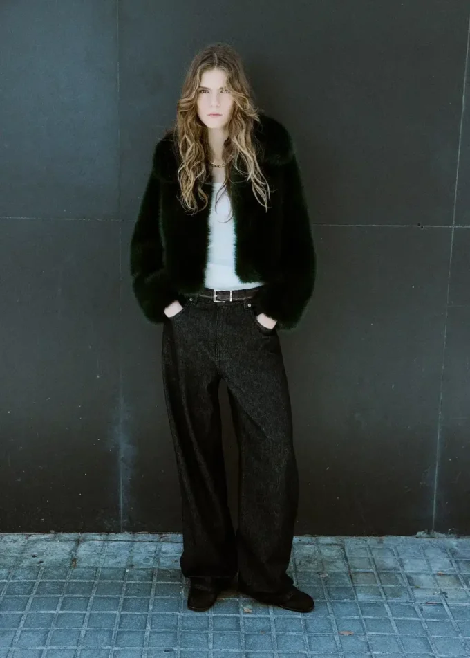 Krótka kurtka ze sztucznego futra Krótka kurtka ze sztucznego futra