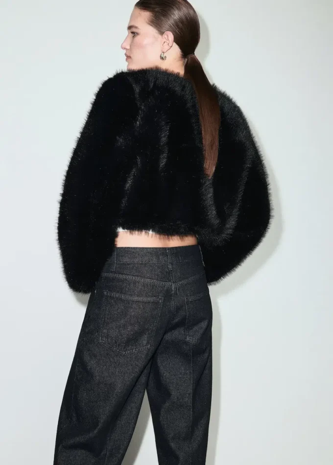 Krótka kurtka ze sztucznego futra Krótka kurtka ze sztucznego futra