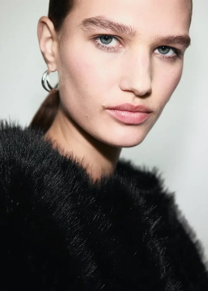 Krótka kurtka ze sztucznego futra Krótka kurtka ze sztucznego futra