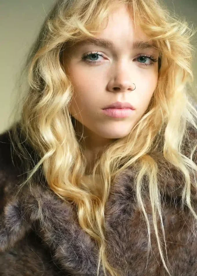 Krótka kurtka ze sztucznego futra Krótka kurtka ze sztucznego futra