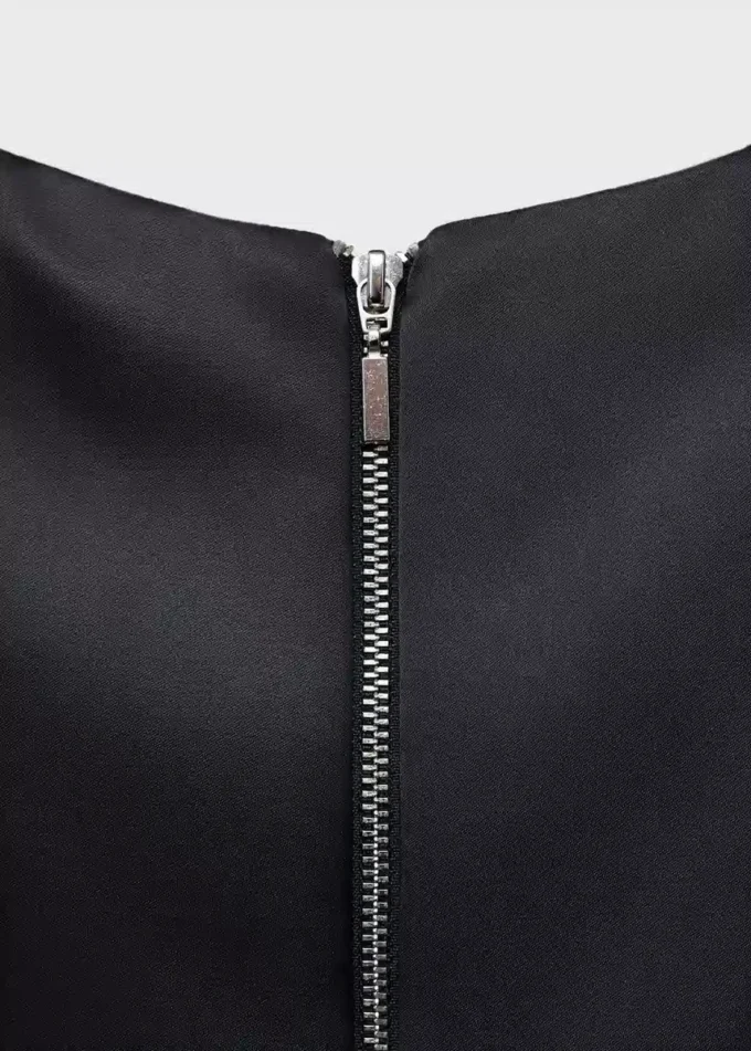 Krótka satynowa sukienka Krótka satynowa sukienka