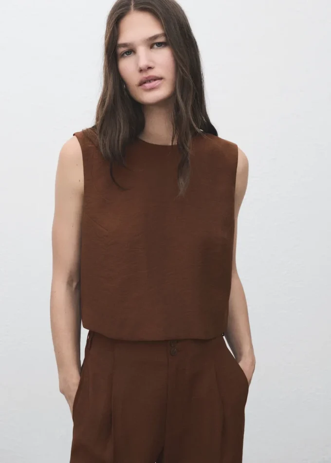 Krótki top zapinany na guziki Krótki top zapinany na guziki