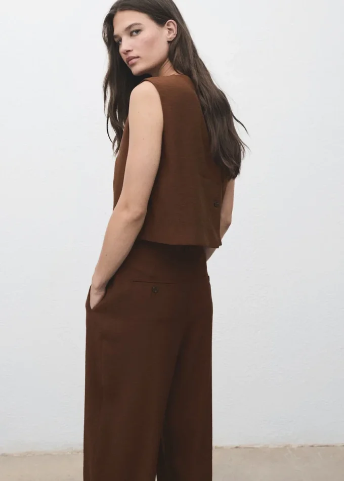 Krótki top zapinany na guziki Krótki top zapinany na guziki