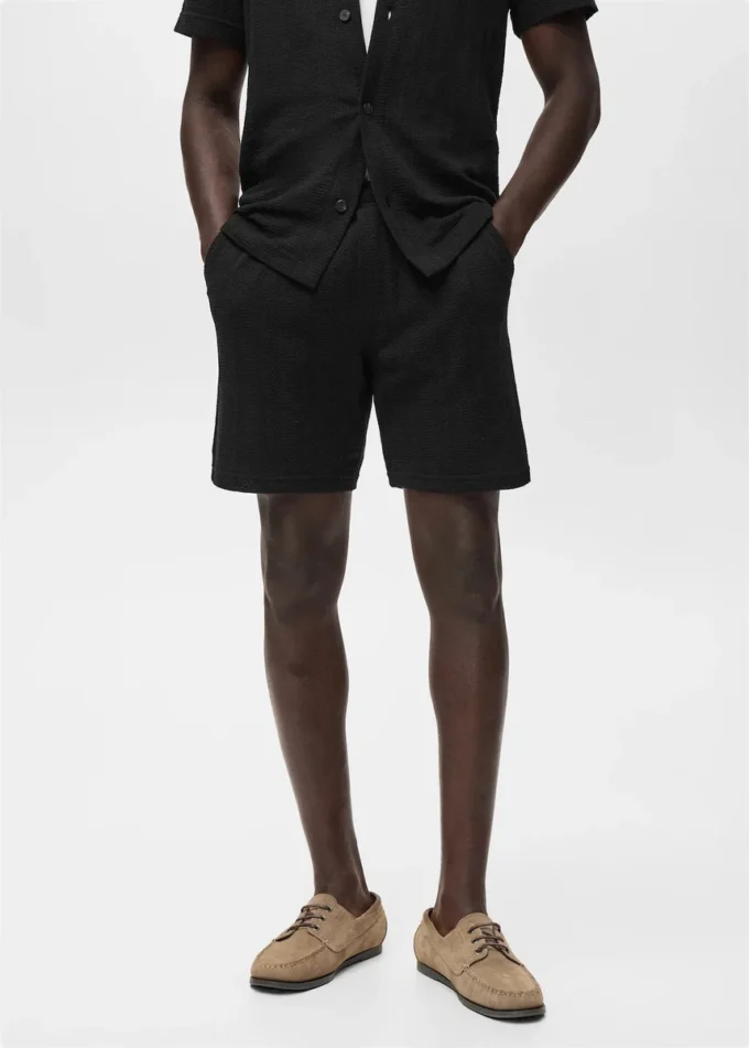 Krótkie spodenki z dzianiny strukturalnej Krótkie spodenki z dzianiny strukturalnej