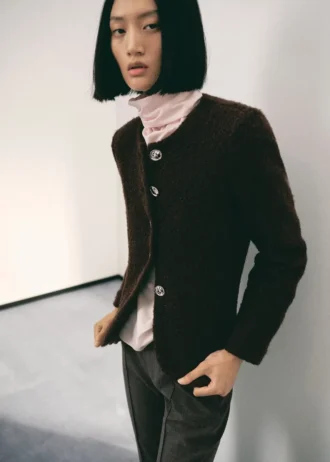 Kurtka bouclé z guzikami jubilerskimi