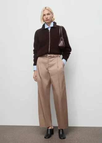 Kurtka bouclé z kołnierzem z sztruksu