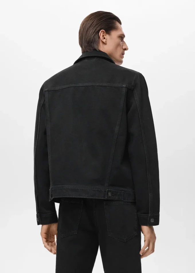 Kurtka dżinsowa z kieszeniami Kurtka dżinsowa z kieszeniami