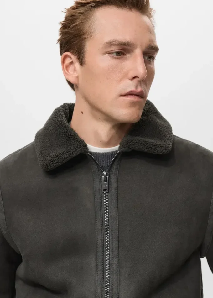 Kurtka dwustronna z detalami z owczej skóry Kurtka dwustronna z detalami z owczej skóry