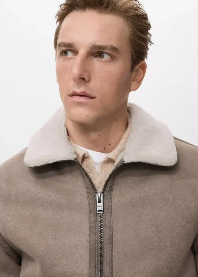 Kurtka dwustronna z detalami z owczej skóry Kurtka dwustronna z detalami z owczej skóry