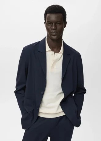 Kurtka garniturowa o dopasowanym kroju z kieszeniami