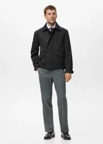 Kurtka wodoodporna z kieszeniami