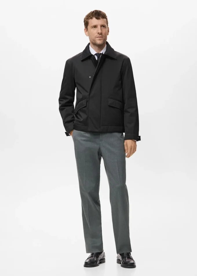 Kurtka wodoodporna z kieszeniami Kurtka wodoodporna z kieszeniami