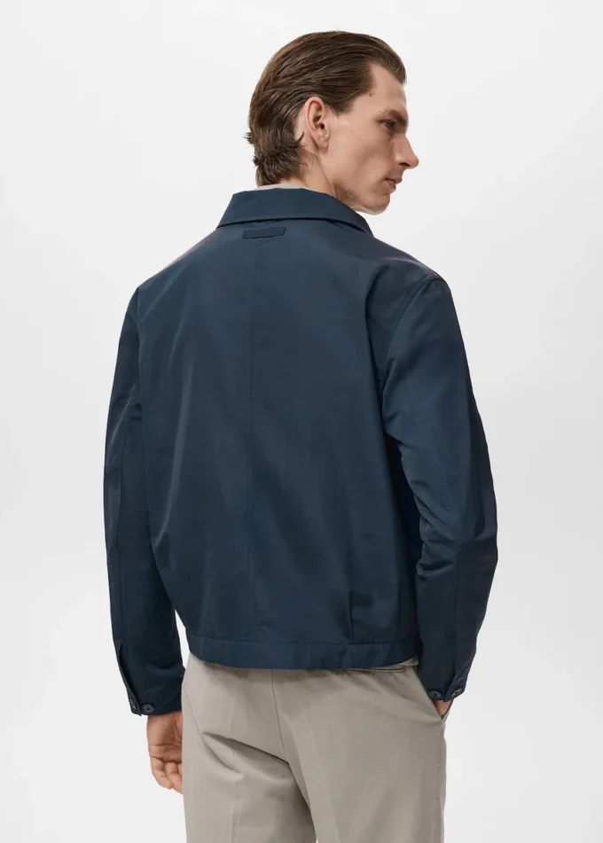 Kurtka wodoodporna z kieszeniami Kurtka wodoodporna z kieszeniami