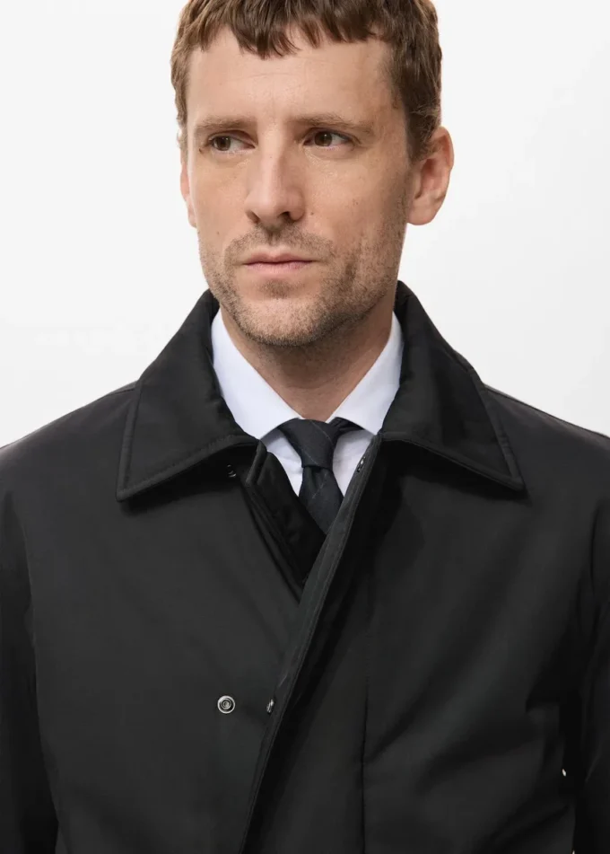 Kurtka wodoodporna z kieszeniami Kurtka wodoodporna z kieszeniami